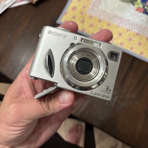 Sony cyber shot dsc 2 - dsc-w7, 7,2